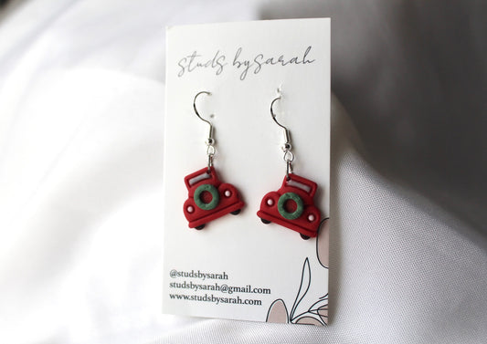 Clay Red Truck with Wreath