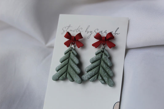 Flocked Trees with Bow Tops