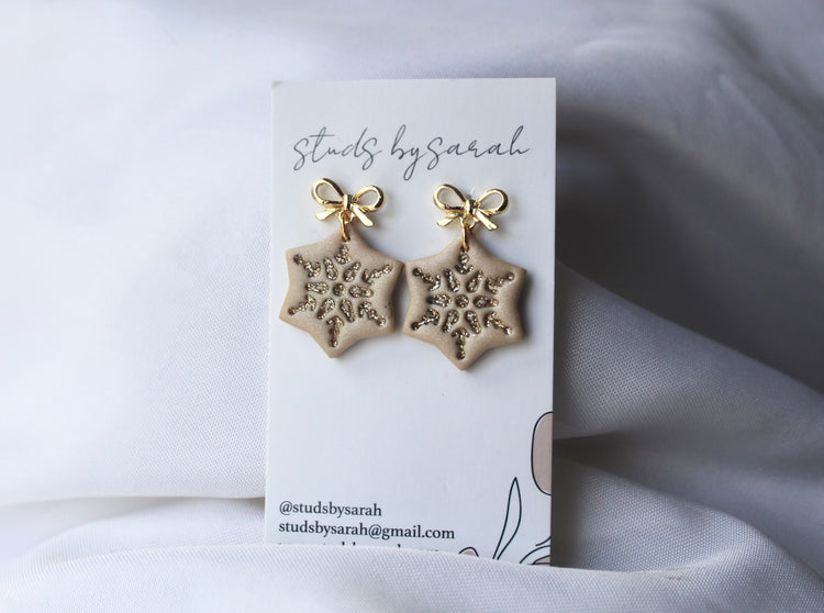 Embossed Bow Top Snowflakes