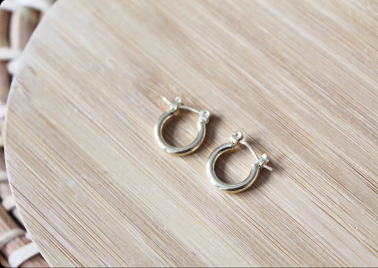 Minimalist Hoops