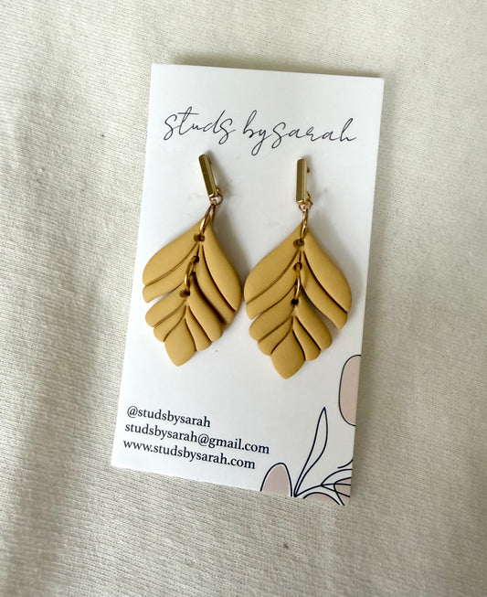 Belle Dangles