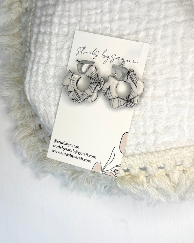 Web Print Scallop Hoops