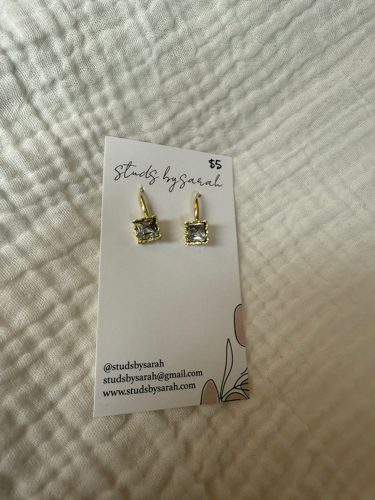 Dainty Square Drops