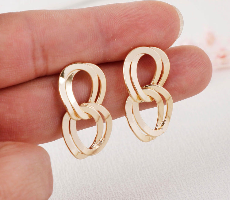 Double Link Dangles