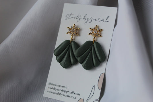 Snowflake Fan Dangle