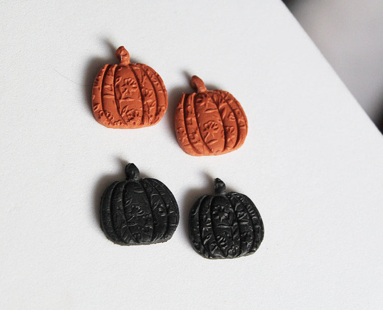 Embossed Clay Pumpkin Studs