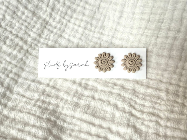 Swirl Studs