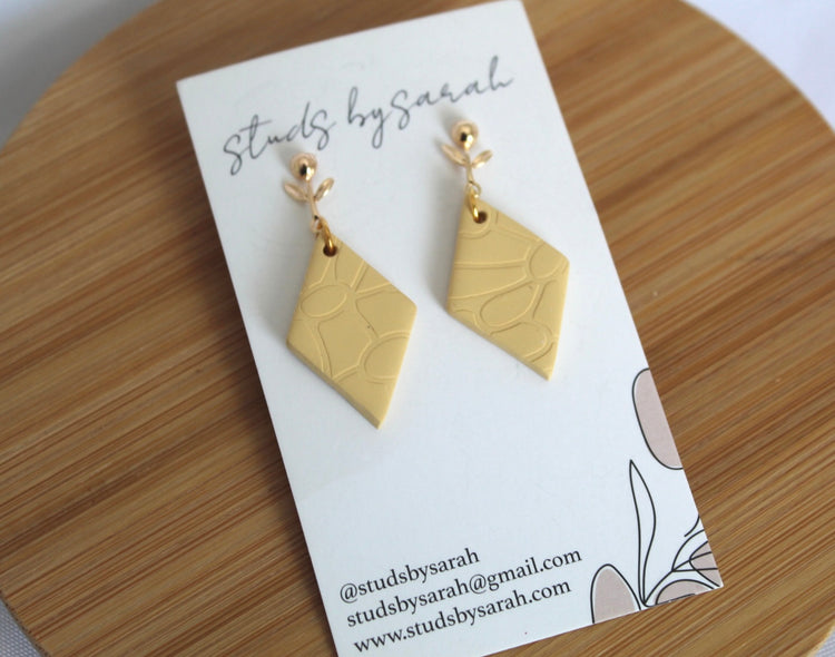 Simple Flower Print Dangle