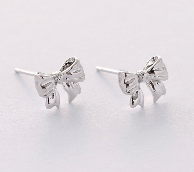 Ribbon Bow Studs