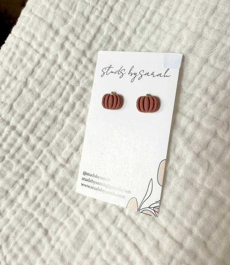 Mini Pumpkin Studs