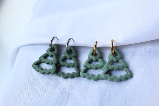 Outline Tree Huggies