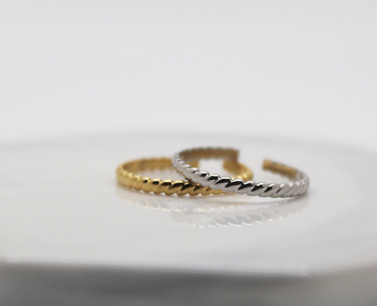 Adjustable Rope Ring