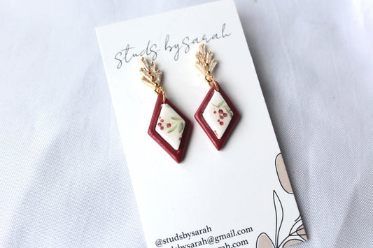 Holly Print Elegant Dangles