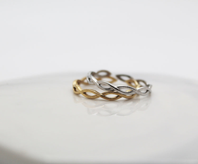 Adjustable Weave Ring