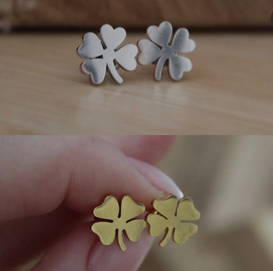 Metal Clover Studs