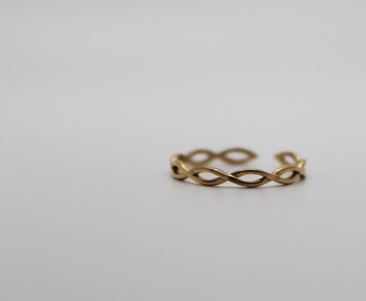 Adjustable Weave Ring