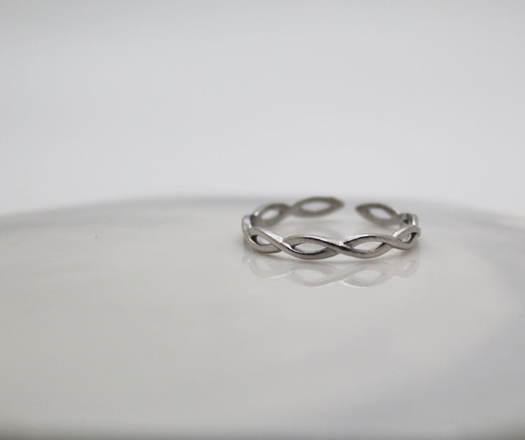 Adjustable Weave Ring