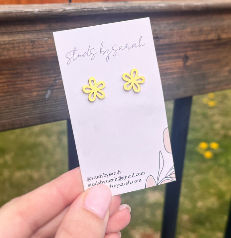 Lumi Flower Studs