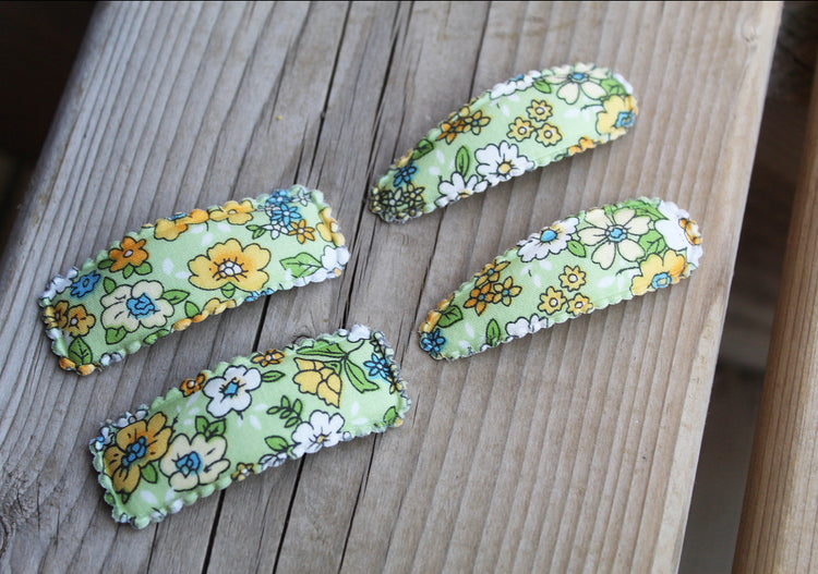 Green Floral Snap Clips