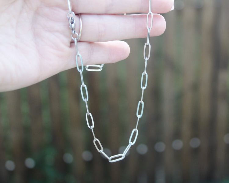 Link Collarbone Necklace