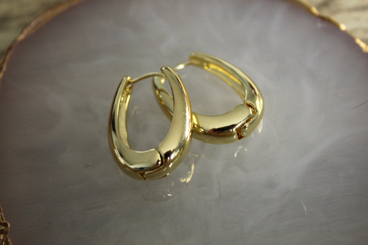 Chunky Oval Hoops