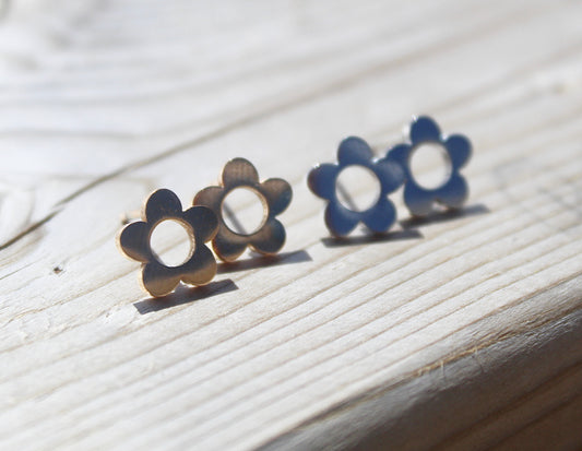 Hollowed Flower Dainty Studs