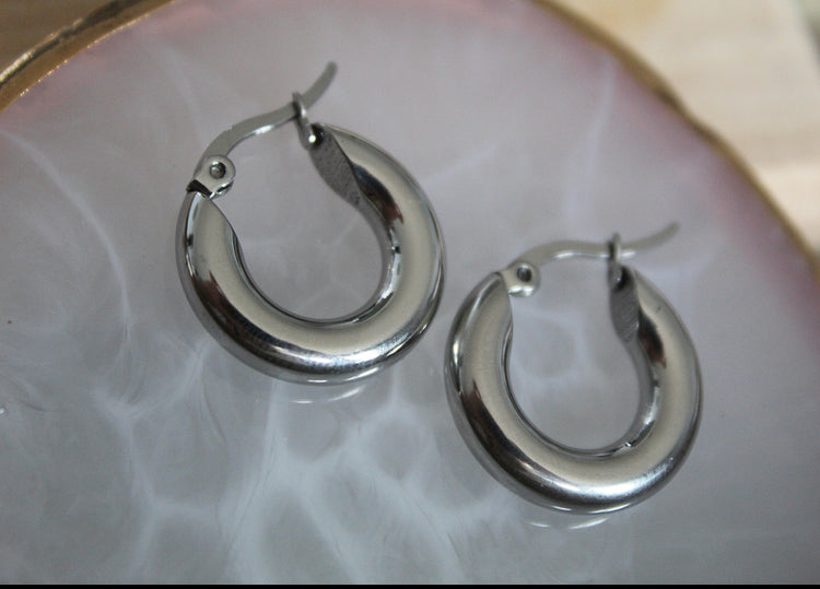 Chunky Round Hoops