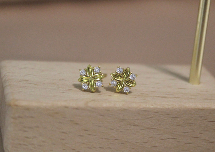 Dainty Cluster Studs